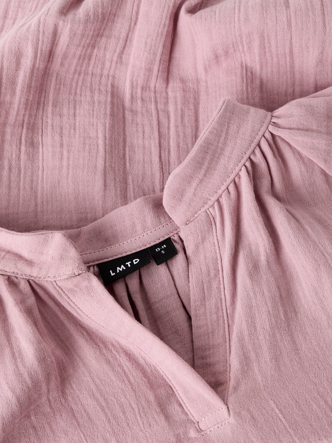 model_shot-front_full